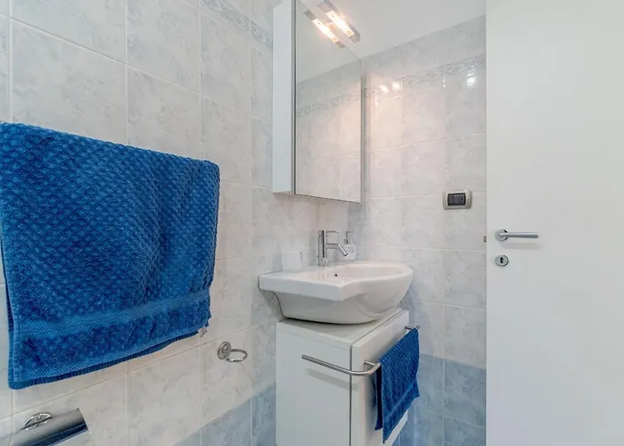 Lejlighed Guesthost - Seaview & Balcony Genova